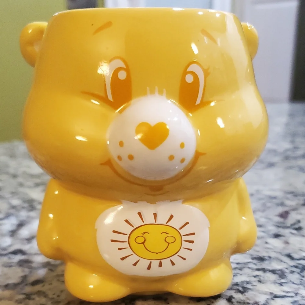Yellow Bear Mug - Picture 1 of 6